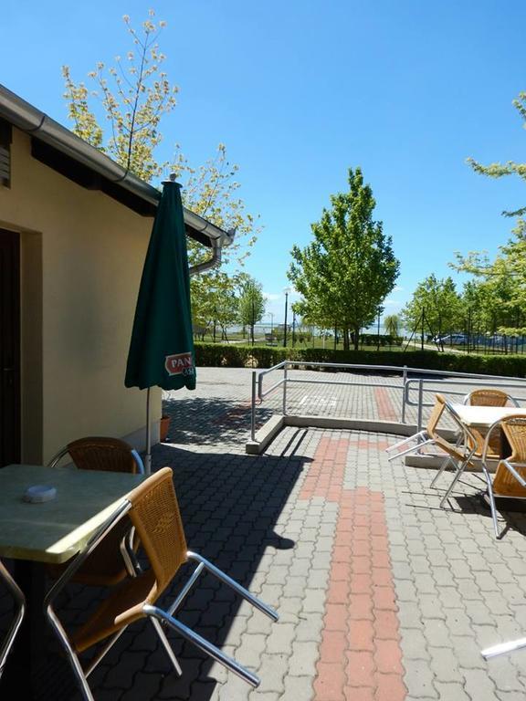 Balaton Eldorado Camping Hotel Badacsonytördemic Exterior foto
